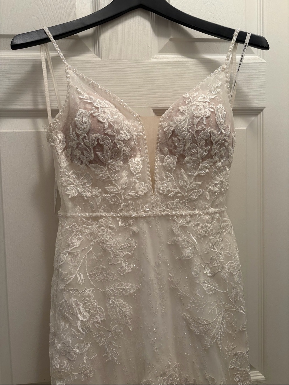 Essence of Australia Wedding Dress Size 10 Mermaid Lace Bridal Gown Train - Picture 3 of 7